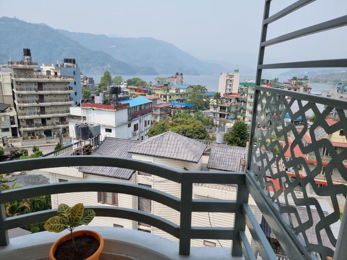 จอตารี บูทิก โฮเทล Hotel โพคารา ภายนอก รูปภาพ