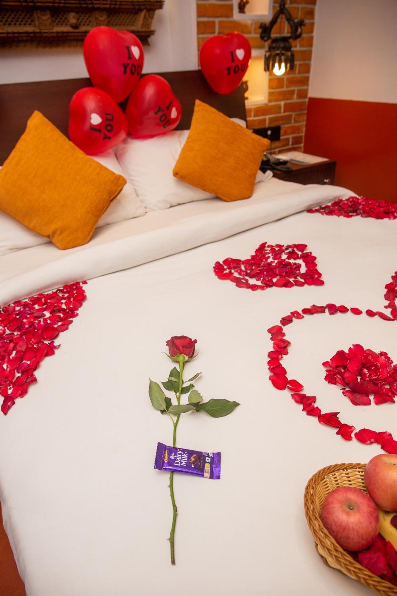 จอตารี บูทิก โฮเทล Hotel โพคารา ภายนอก รูปภาพ