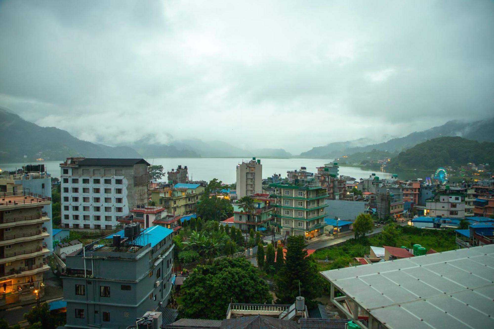 จอตารี บูทิก โฮเทล Hotel โพคารา ภายนอก รูปภาพ