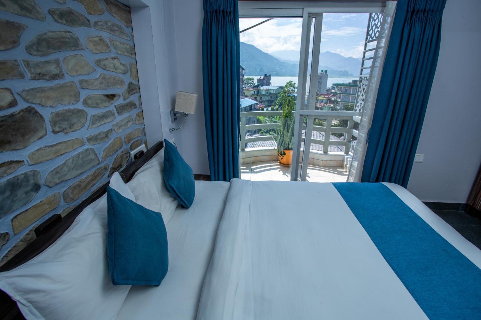 จอตารี บูทิก โฮเทล Hotel โพคารา ภายนอก รูปภาพ