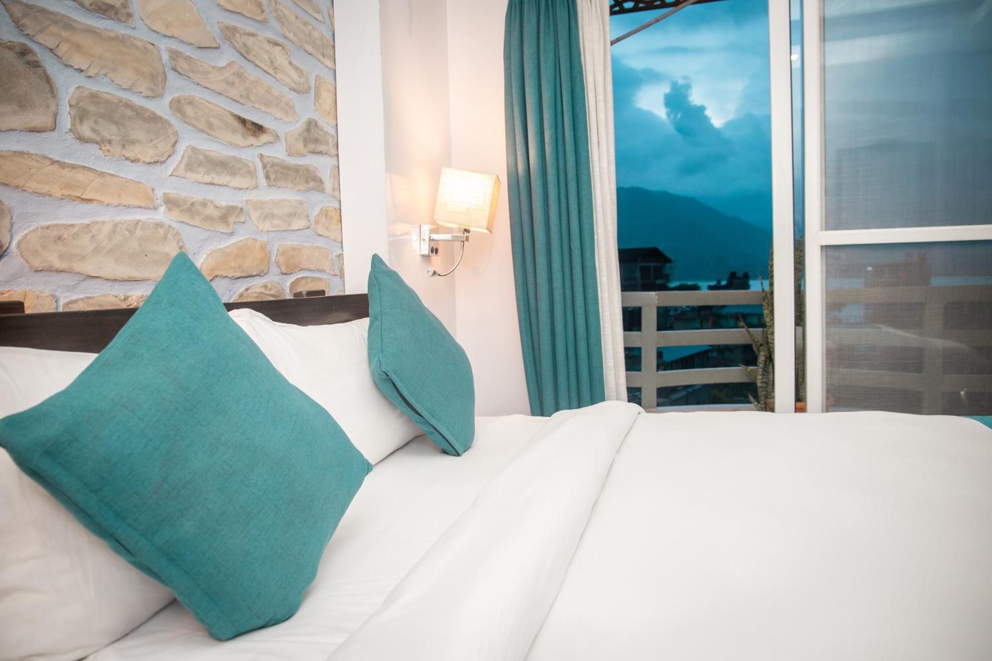 จอตารี บูทิก โฮเทล Hotel โพคารา ภายนอก รูปภาพ