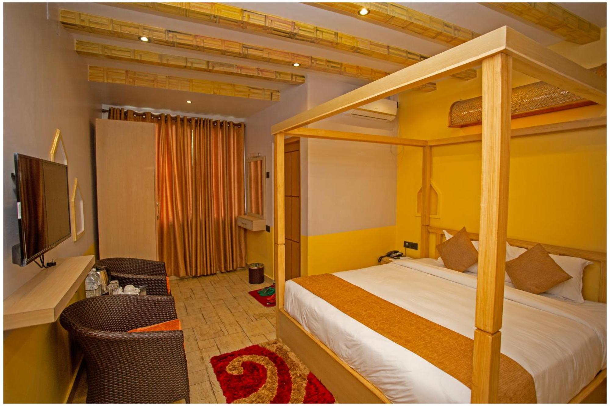 จอตารี บูทิก โฮเทล Hotel โพคารา ภายนอก รูปภาพ