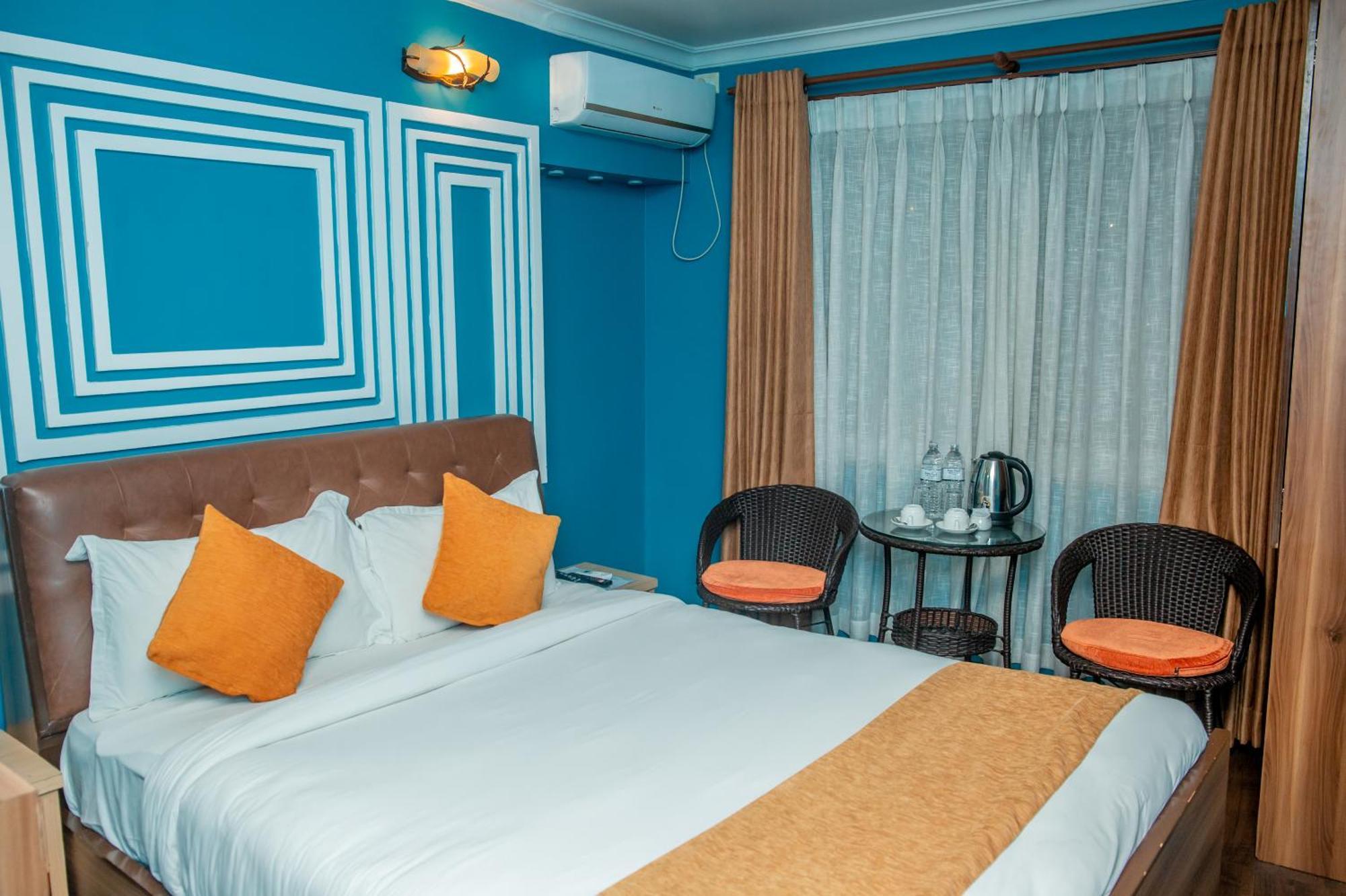 จอตารี บูทิก โฮเทล Hotel โพคารา ภายนอก รูปภาพ